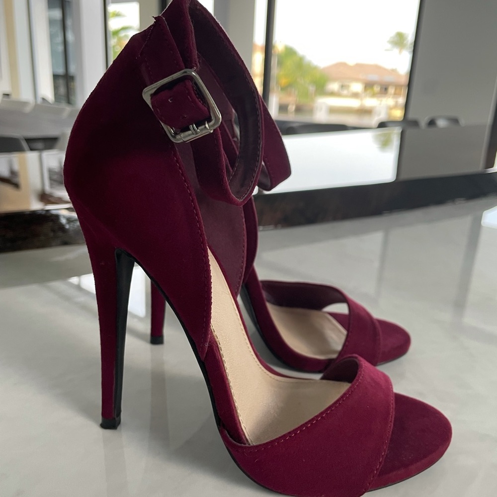 Like-New Forever21 heels